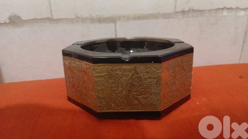 منفضه انتيك 1