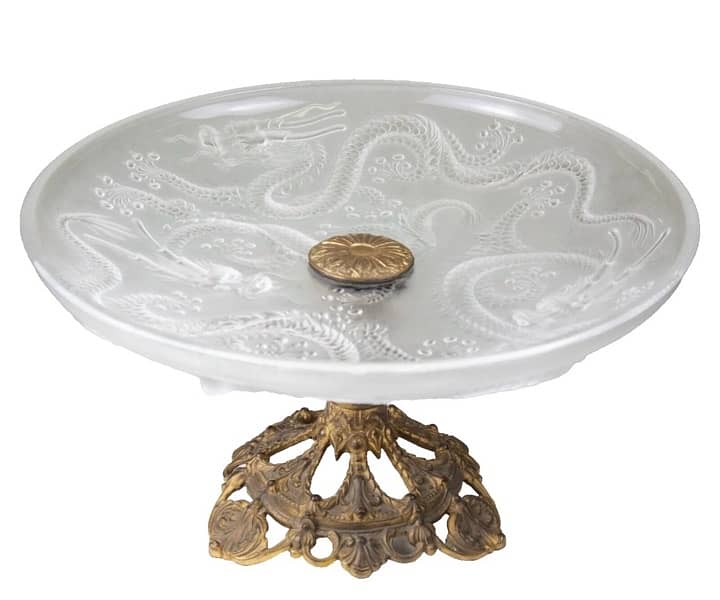 Miror scuffs to frosted glass. 1