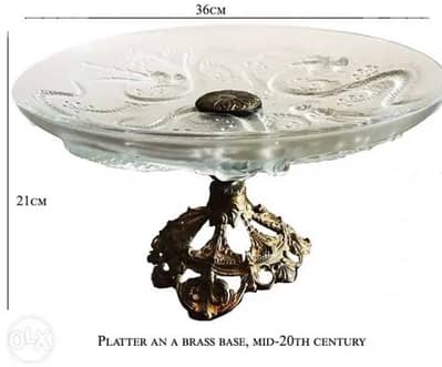 Miror scuffs to frosted glass.