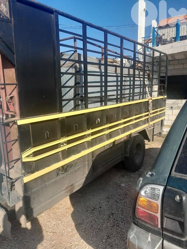 صندوق بيك اب للبيع 1