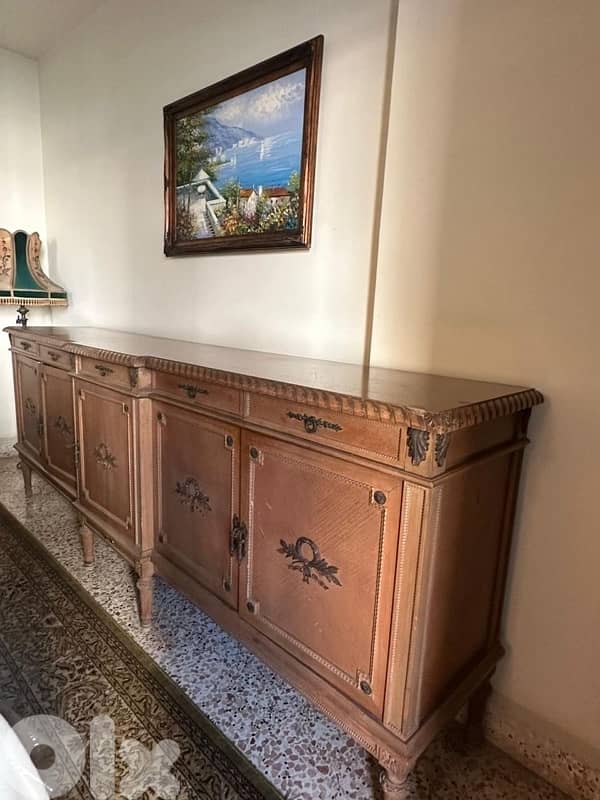 Dining room - Table and chairs 1