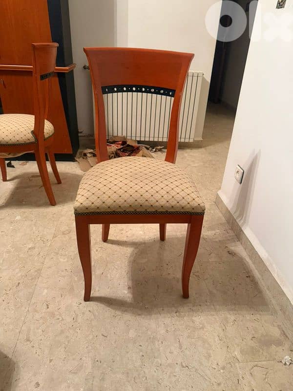 Like New Full Dinning Room 1