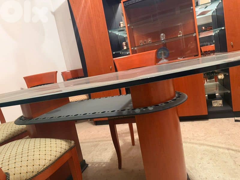 Like New Full Dinning Room 2