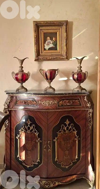 Decorations for home for sale قطع ديكور / ثريات ،تابلويات ،باهيات ، 2