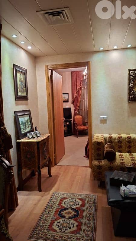 Decorations for home for sale قطع ديكور / ثريات ،تابلويات ،باهيات ، 11