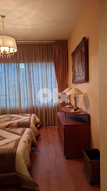 Decorations for home for sale قطع ديكور / ثريات ،تابلويات ،باهيات ، 13