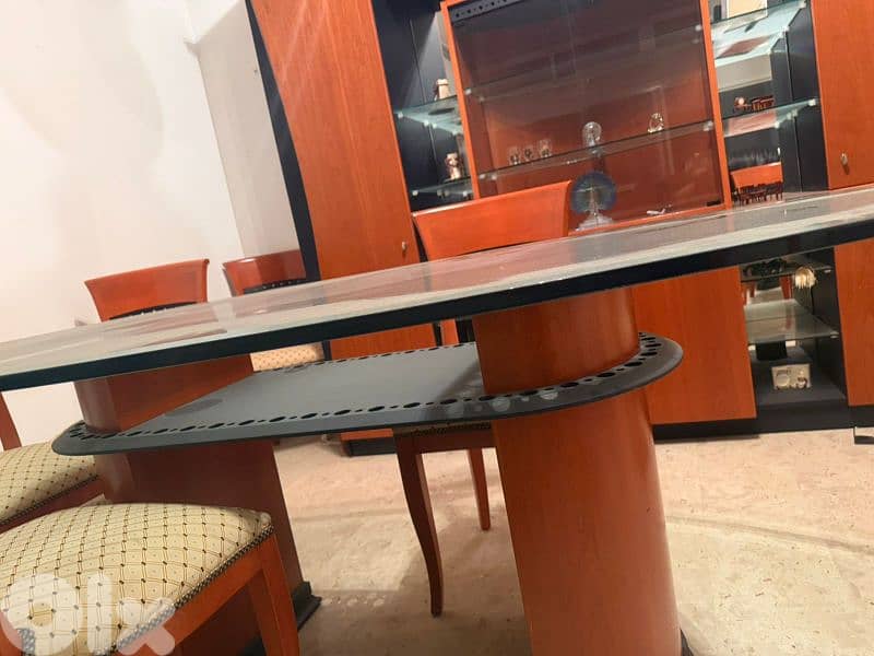 LIKE NEW DINNER ROOM 2