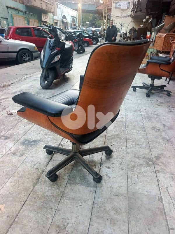 كرسي مكتب مميزة ايطالية انتيك من الروائع 1