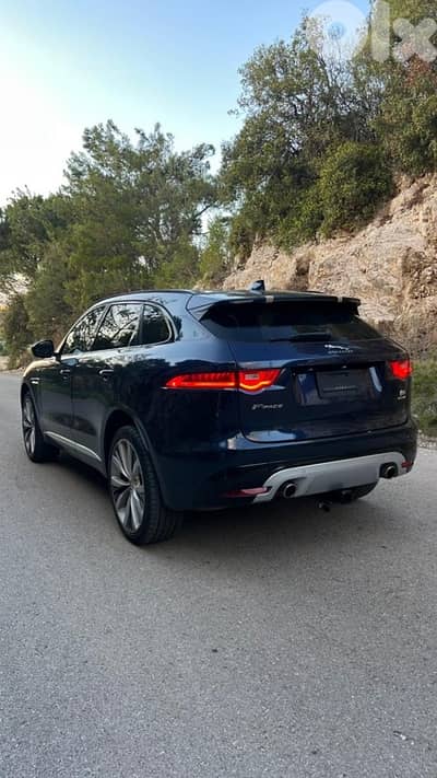 Jaguar F-Pace 2017