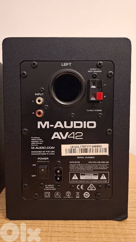 studio monitors+sound card+dj controller 4