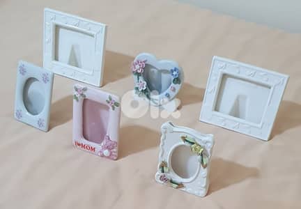 porcelain  picture  frame  6 pcs  15 $ beyrout  ashrafiye  03723895