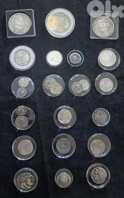 ٢٤ قطعة تاريخية فضة