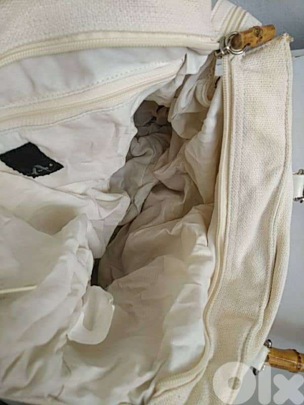 Vintage André handbag (Made in France) - Not Negotiable 4