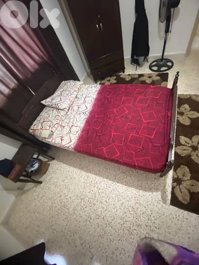 غرفة نوم مفرد 100$