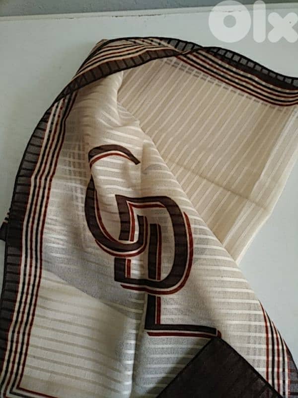Vintage Gil de Losne scarf - Not Negotiable 1