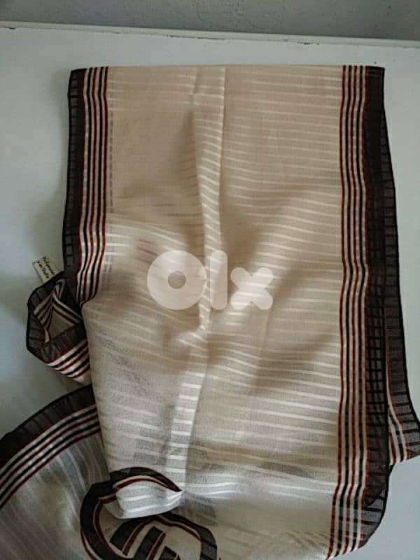 Vintage Gil de Losne scarf - Not Negotiable 2