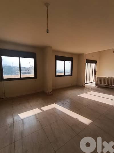 Duplex Apartment for sale 400000$ شقة دوبلكس للبيع في مار روكز