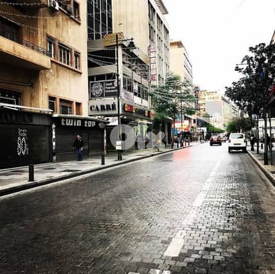 JH25-4651 Shop 270m2 for rent in Hamra Main street, $ 7,000 cash