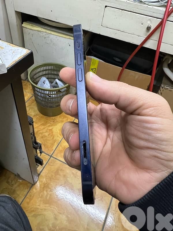 iPhone 12  للفرط 2