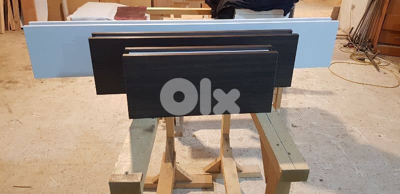 رفوف للديكور جوزي غامق و ابيض 3