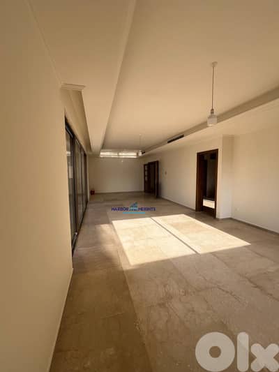 Apartment for sale in Rawche شقة للبيع في الروشة