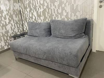 2 Sofas