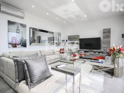 Amazing Apartment | Prime Location | Sea View