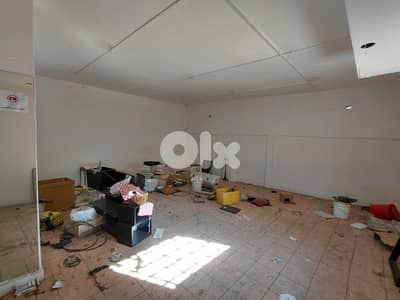Shop for rent in Jdeideh - محل للإيجار في الجديدة