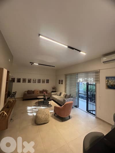 Apartment for Rent in Achrafieh شقة للإيجار في الاشرفية