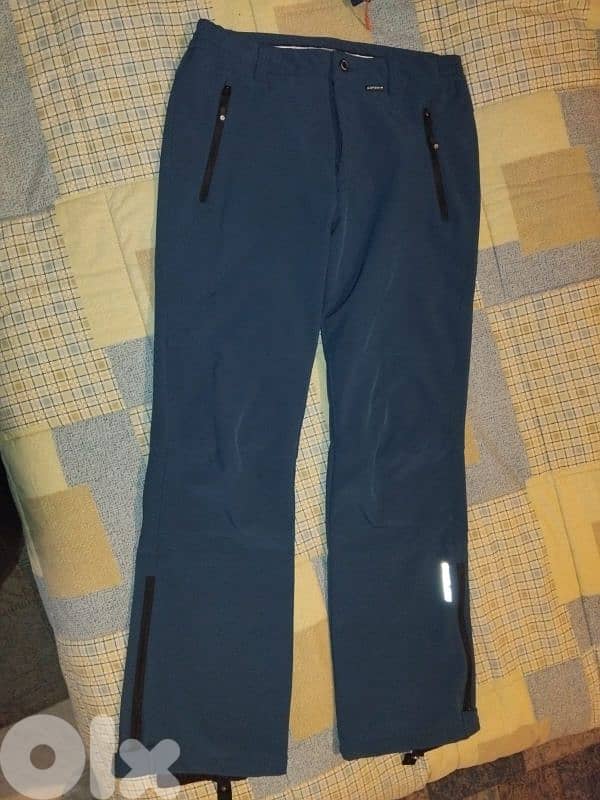 Skiing costume with helmet age 14-16 size M 2