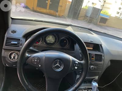 Mercedes-Benz C-Class 2009