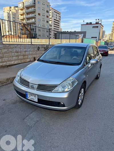 Nissan Tiida 2008