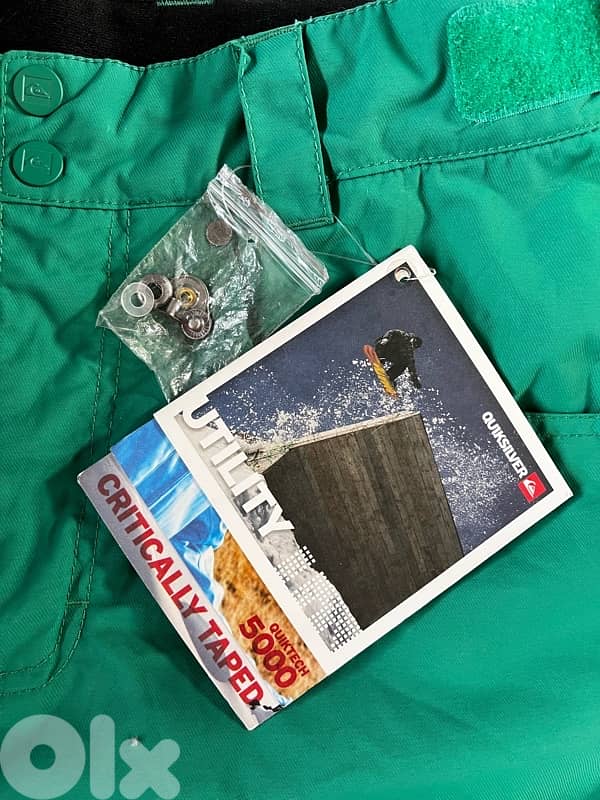 QUIKSILVER ski pant original in tag 5