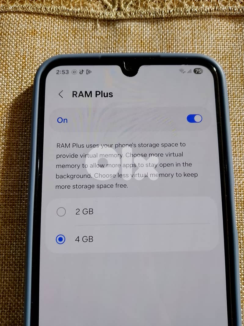 تلفون ماركة Samsung A15 معو تنين 2 كفرات مستعمل نضيف السعر 100$ 9