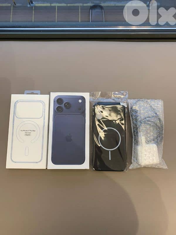 تلفون ماركة أيفون 17promax معو أغراضو ول علبة شبه جديد السعر 200$ 7