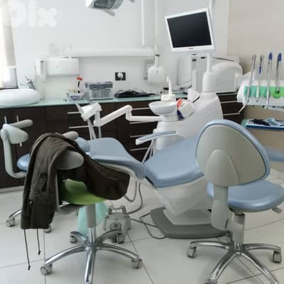 Fully Furnished Clinic for Sale In Jal El Dibعيادة مفروشة بالكامل للبي