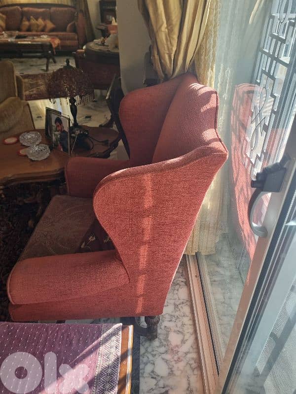 Red 1-seater sofa (x2) 1