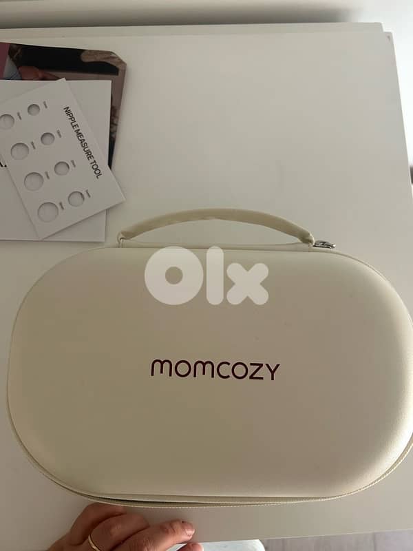 Momcozy M5 breast pump 1