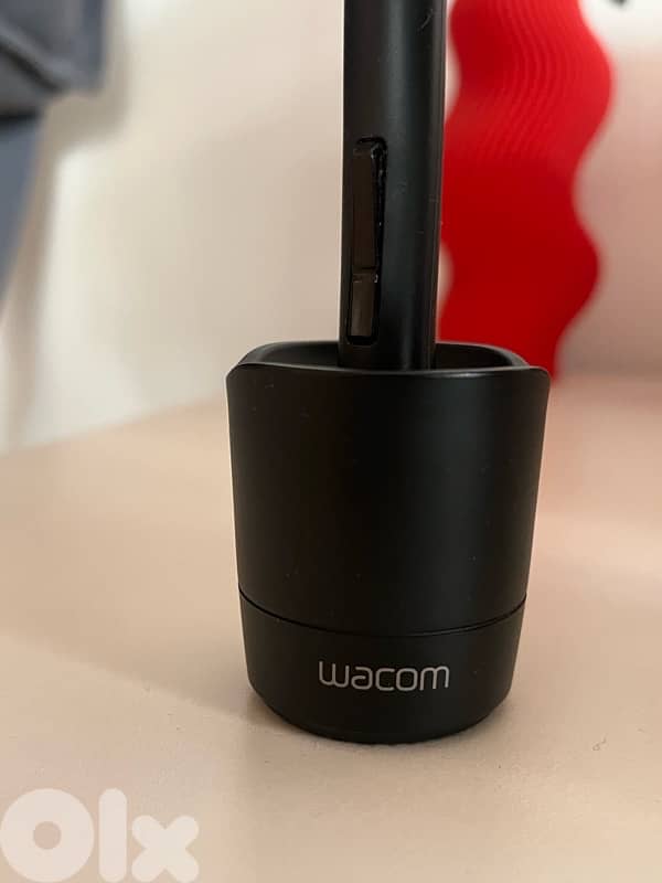 Wacom Drawing Tablet - Pro Medium 5