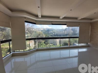225m2 apartment+Open View 4sale in New Mar Takla - شقة في نيو مار تقلا