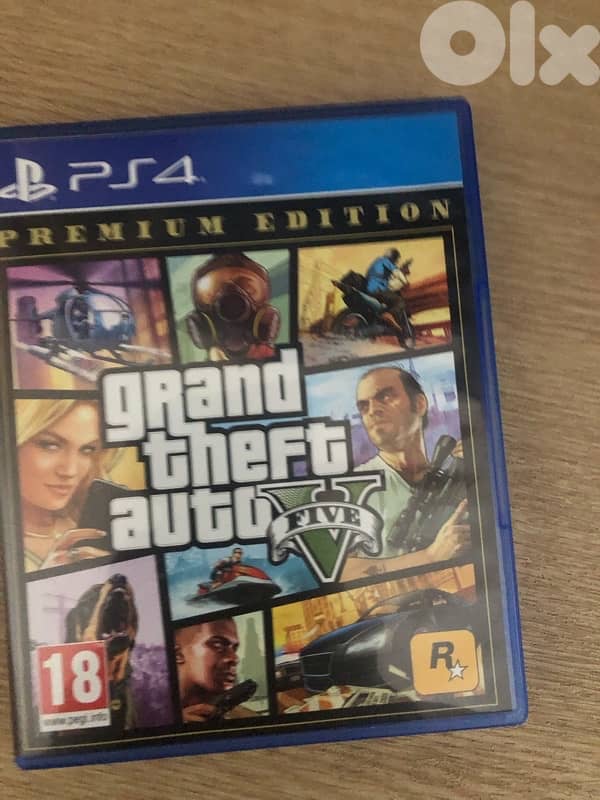 playstation4 for sale with 7 cds and 3 controlr (price can be lowered) 2