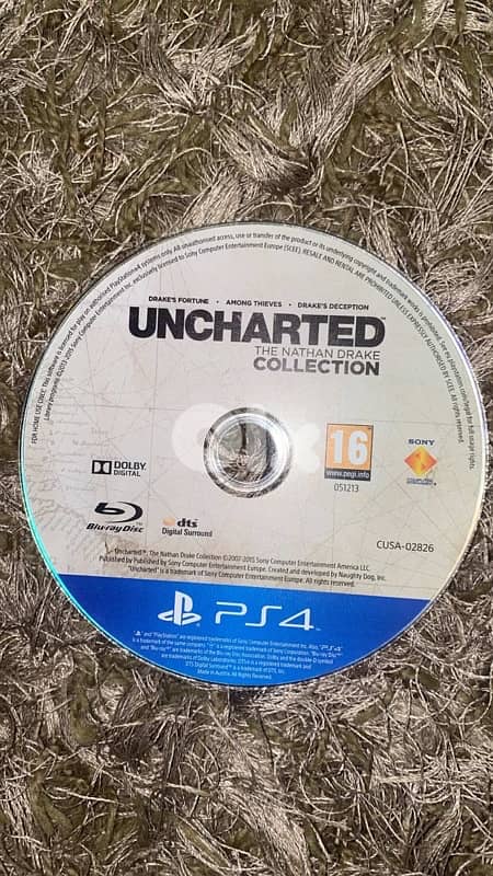 playstation4 for sale with 7 cds and 3 controlr (price can be lowered) 6