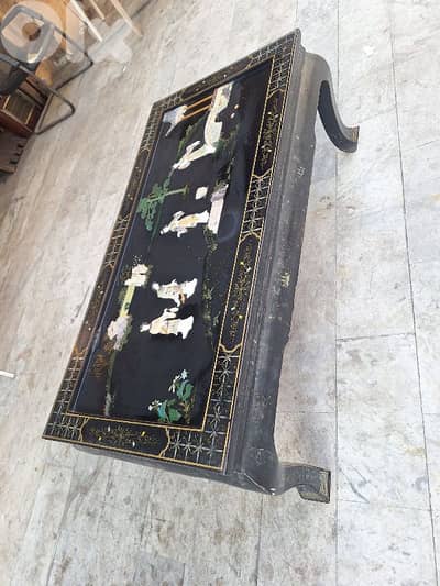 طاولة صالون مميزة صيني انتيك قديم مرصعة احجار كريمة