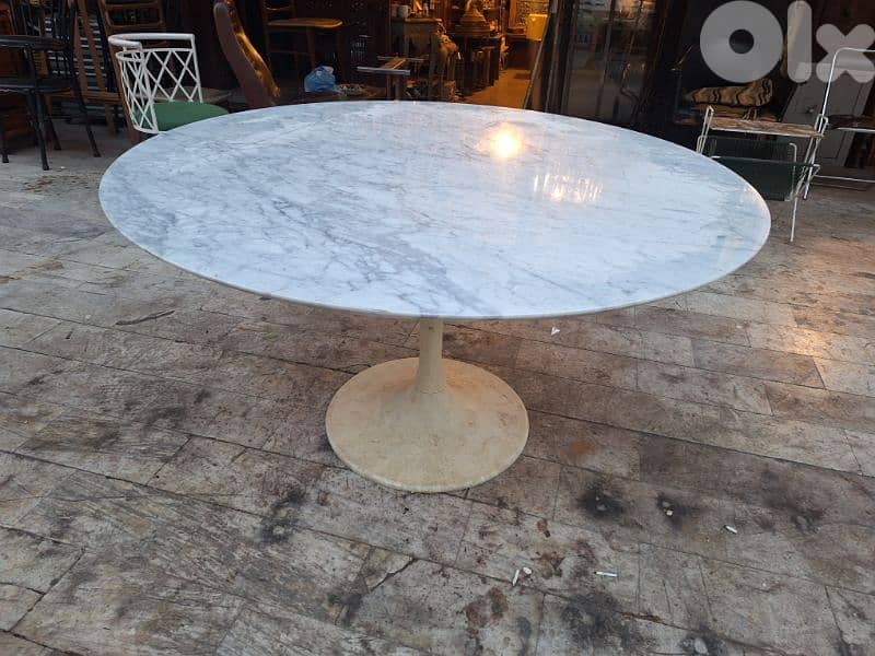 Vintage Tulip Dining Table with Carrara Marble Top by ,knoll 2