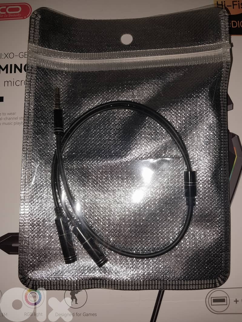 Model:XO-GE07 a gaming headset with microphone and audio Y splitter 1