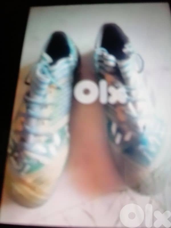 تياب واحذية شروة اكثر من ٨٠ قطعة تقريبا 11