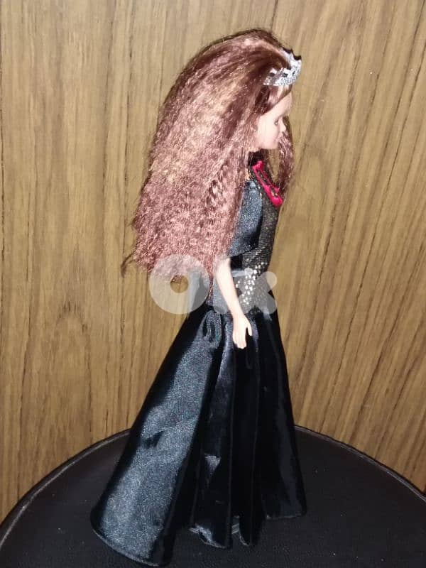 VERY VELVET TERESA Mattel 98 great doll in a similar dress+crown+shoes 3