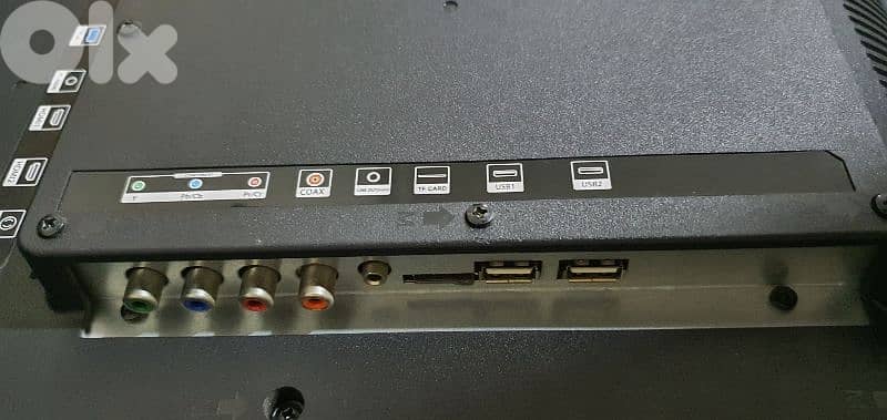 شاشة منحنية  tecno Curved  smart tv 57 اينش 2