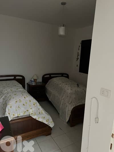 beds and nightstands