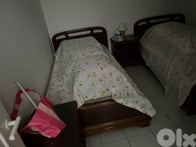 beds and nightstands 1